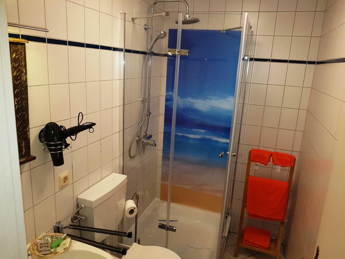 Zimmerappartement "Rose" - Ferienwohnungen Wagner & Gaul Daleiden Bagian luar foto